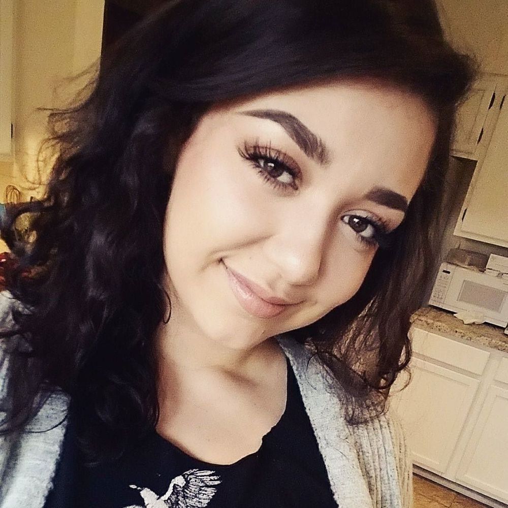 Meet your Posher, Alyssa